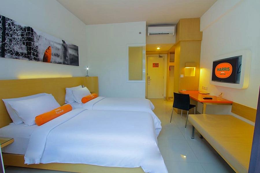 Harris Hotel Kuta Tuban Bali Экстерьер фото